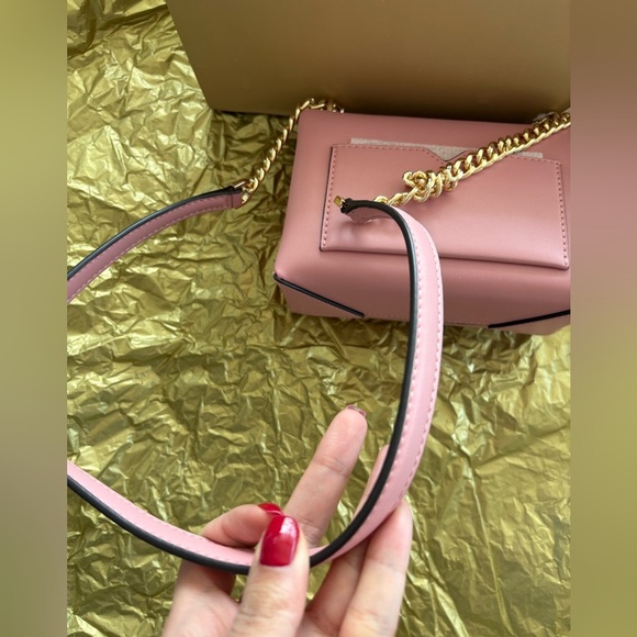 Michael Kors Cece Small Crossbody Bag with Gold Chain –Brand New Primrose color - Picture 11 of 16